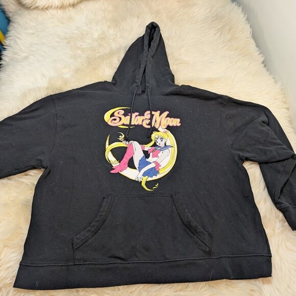 Sailor Moon Black Pullover Hoodie - Picture 2 of 6